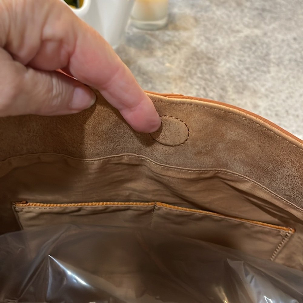 HOBO Tan Leather Shoulder Bag - Picture 7 of 10